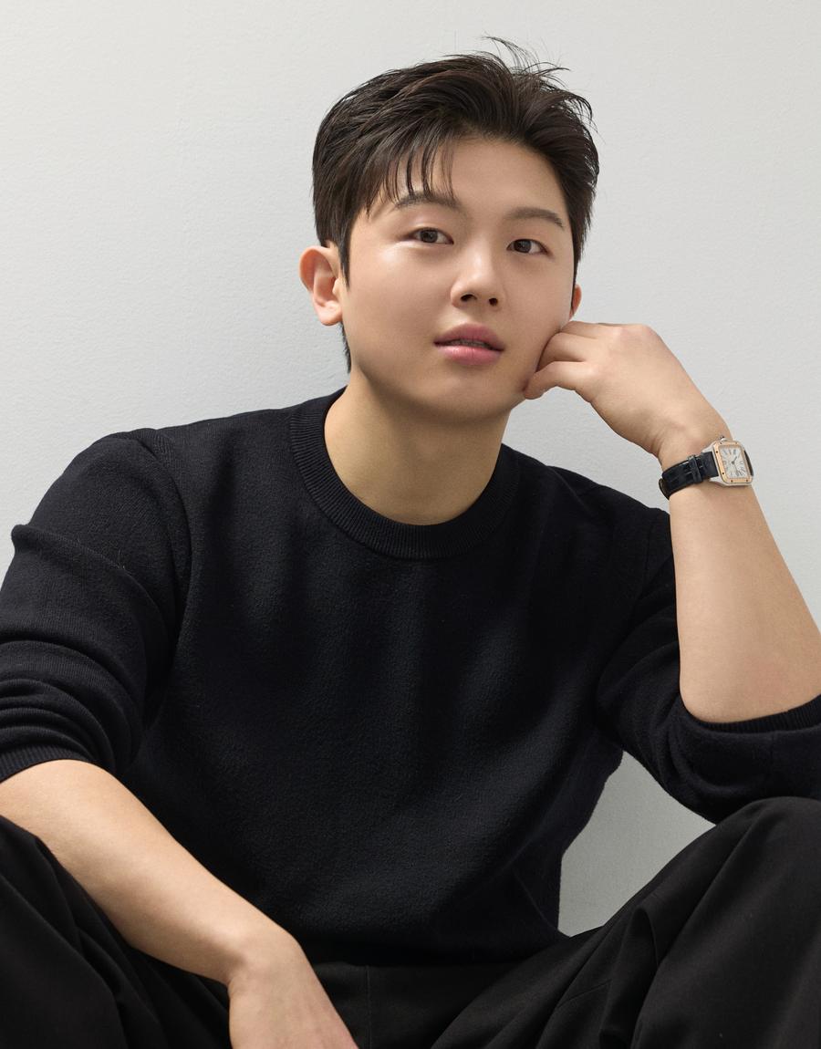 오윤택 — 수석 실장